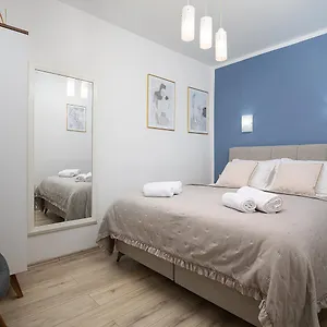Apartment Elegant Next To The Arena, Pula
