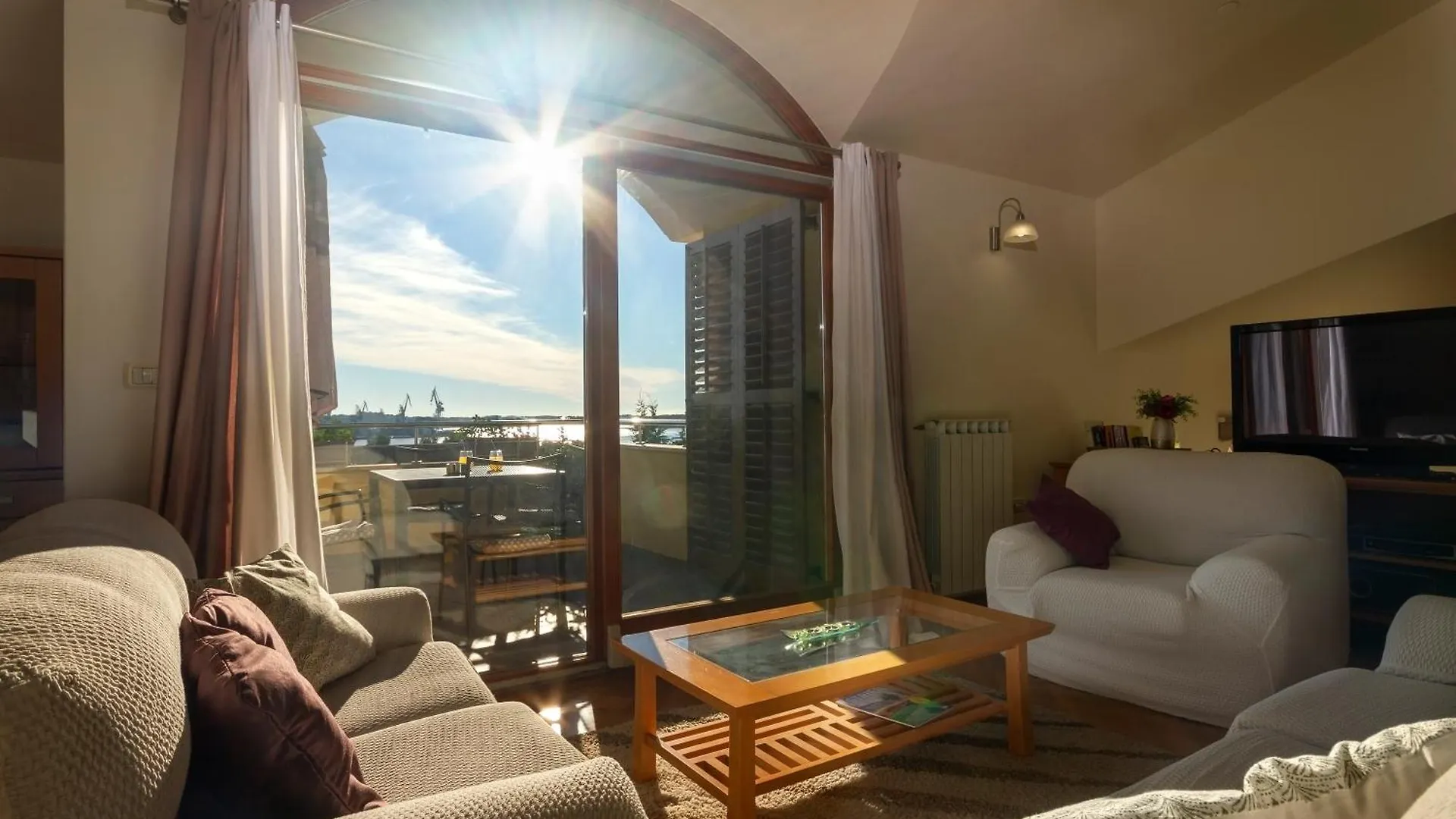Apartman Mirjan Pula 0*,  Croatia
